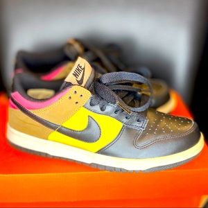 Women’s Nike Dunk Low